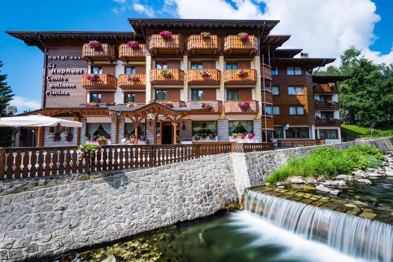 Hotel St. Raphael Madonna Exterior foto